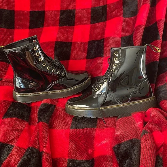 ♥️💖 NEW Dr. Martens Black Patent Leather Zavala Combat Boots NO BOX - Picture 3 of 13